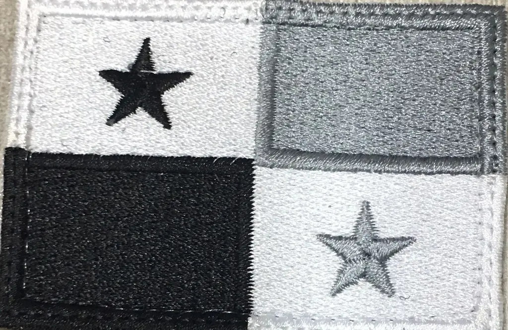 PARCHE BANDERA PANAMA 5CM X7 CM GRIS NEGRA