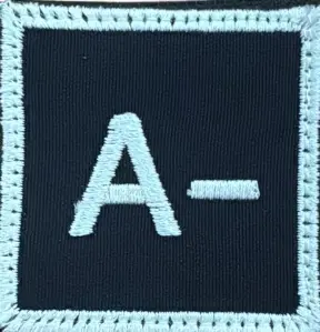 [50010880] PARCHE A- NEGRO